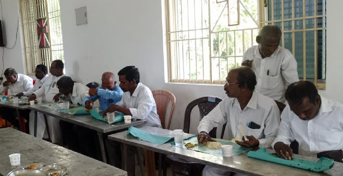Sponsored Food For The Pastors Meeting Held At Mayiladuthurai On 05.08.2025.